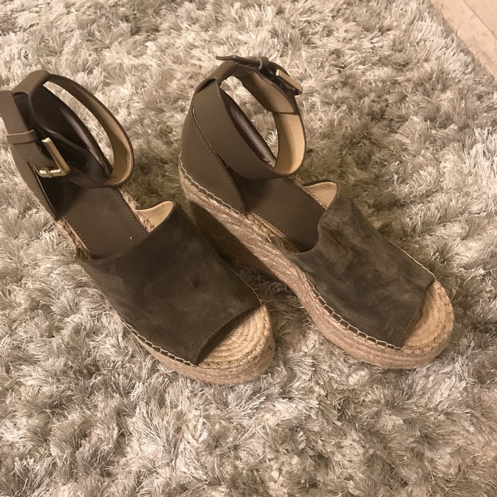 Marc Fisher LTD wedge